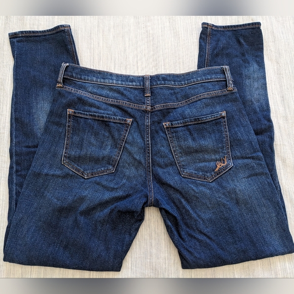 Express Girlfriend Jeans, Mid-Rise, Dark Blue, Size 4 Regular - Picture 7 of 9